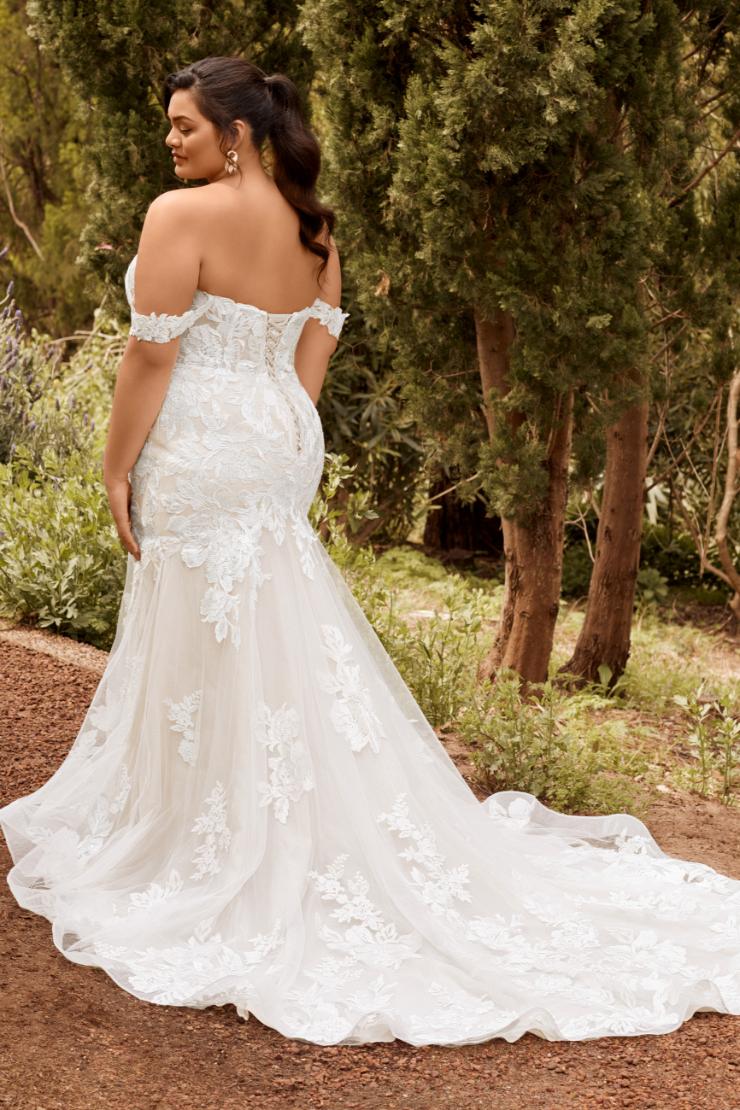 Mermaid Lace Wedding Dress with Corset Back Amaya Thumbnail Image