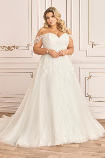 Classic Sweetheart Lace A-Line Wedding Dress Trixie $0 default thumbnail