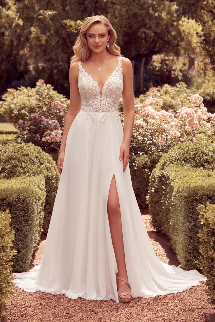 Dreamy Beach Chiffon Wedding Dress Luella Thumbnail Image