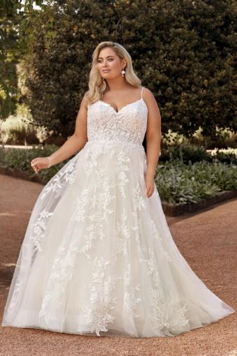 Floral Lace Wedding Dress with A-Line Skirt Arabelle $4 thumbnail