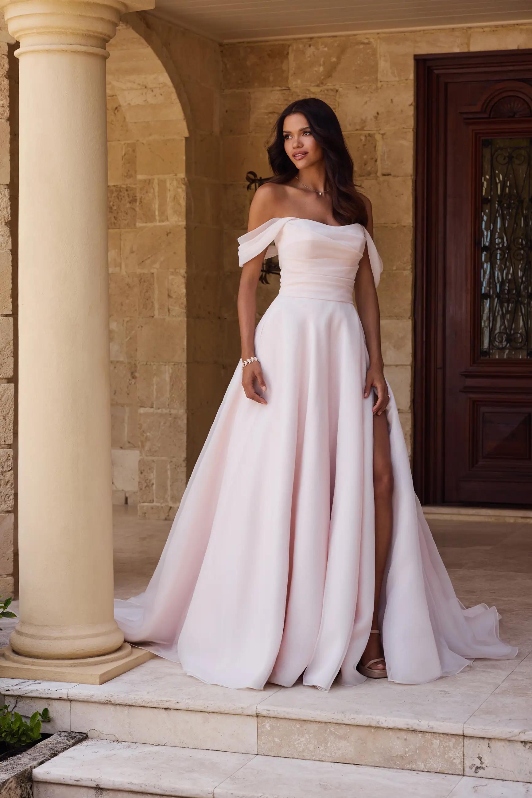 Off-Shoulder Princess Wedding Dress with Pockets Rianne $1 autoplay loop mute thumbnail